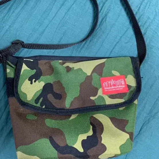 [BUNJANG] Manhattan Portage 1603 Mini NY Messenger Bag Camo / 맨하탄포티지 1603 미니NY 메신저백 카모