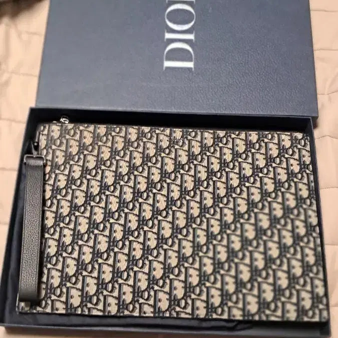 [BUNJANG] Dior Oblique Clutch A4 / 디올 오블리크 클러치 a4