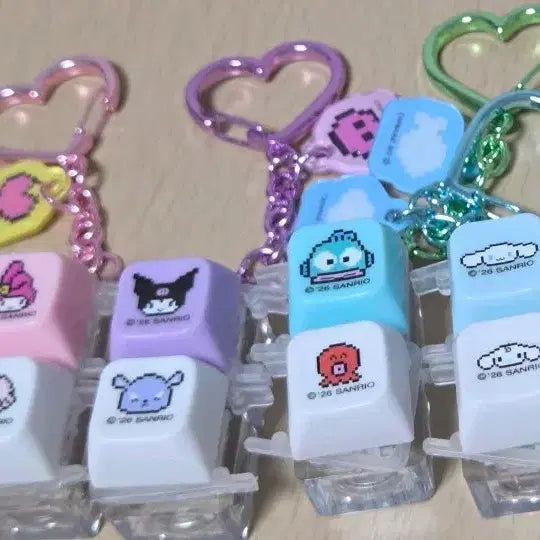 [BUNJANG] Sanrio LED Keycap Keyring (Opened) / 산리오 led 키캡 키링 개봉상품_개당