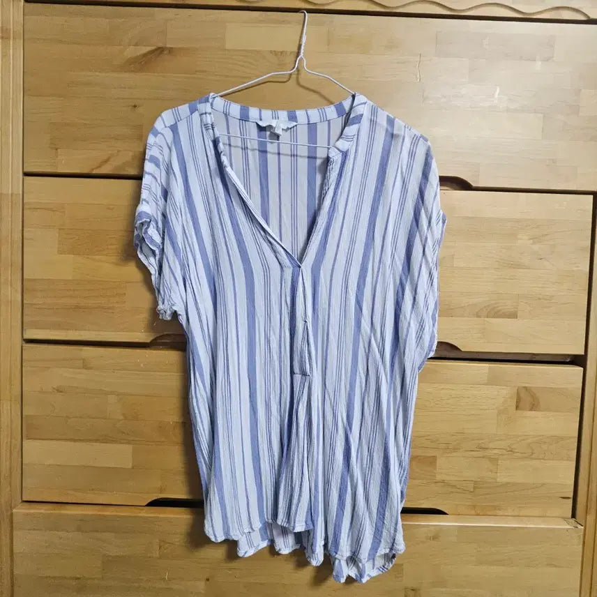 [BUNJANG] White Blue Stripe Shirt / 화이트 블루 스트라이프 셔츠