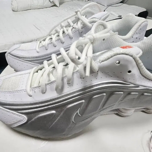 [BUNJANG] Nike Shox R4 White Metallic Silver Women's Shoes / 나이키 샥스r4화이트 메탈릭 실버 단시간착용