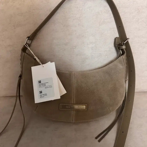 [BUNJANG] Matinkim Suede Hobo Bag / 마뗑킴 스웨이드 호보백 새상품 택O