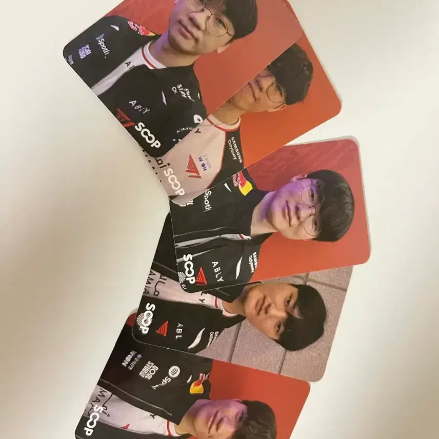 [BUNJANG] T1 Players Team Set Photocards (Faker) / T1 선수단 포토카드 5종 (대전 msi 펜페스타 포토카드 페이커)