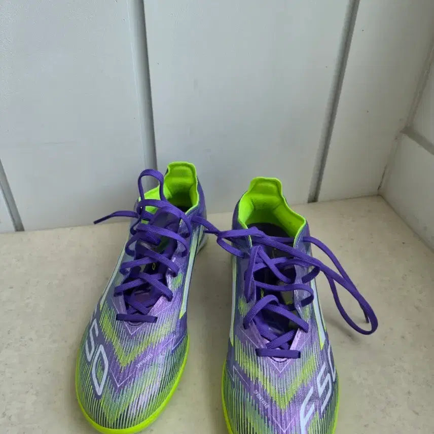 [BUNJANG] Adidas F50 Pro TF Soccer Cleats (250mm) / 아디다스 f50 프로 TF 250사이즈 판매 합니다.