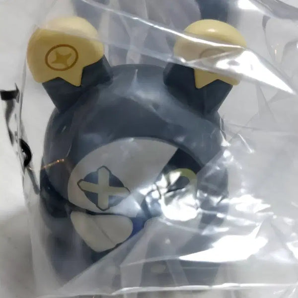 [BUNJANG] The Venti Collaboration Mini Robin Figure with Vivian Card (Unused Code) / (코드 미사용 비비안 카드 포함)더벤티 콜라보 미니 로빈 피규어