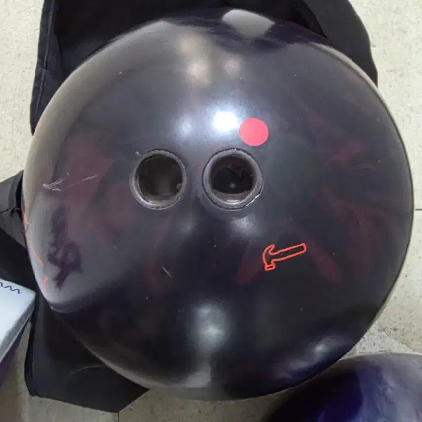 [BUNJANG] Black Widow 2.0 Solid Black/Red Bowling Ball / 블랙위도우 2.0 솔리드 블랙레드