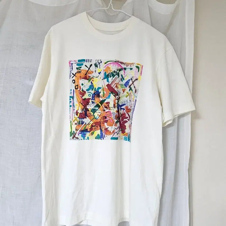 [BUNJANG] Uniqlo UTGP Tate Graphic T-Shirt / 유니클로 UTGP 테이트 그래픽 반팔 티셔츠