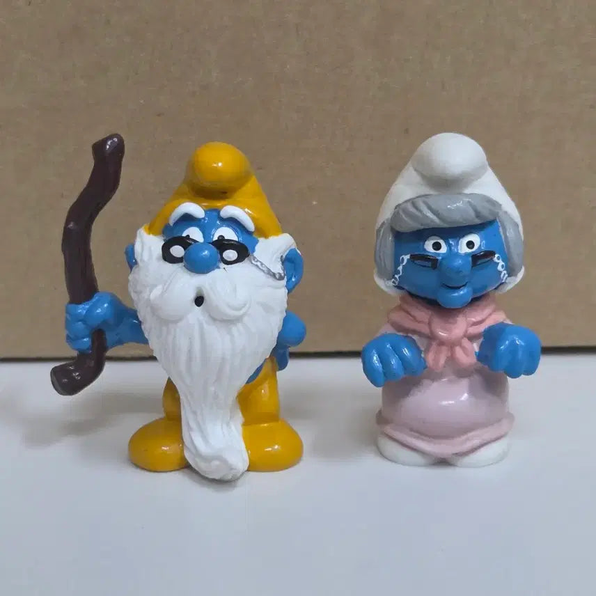 [BUNJANG] Smurf Grandpa & Grandma Figure Set / 스머프 할아버지 할머니 피규어 세트