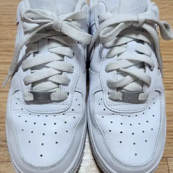 [BUNJANG] Nike Air Force 1 Low All White Sneakers / 나이키 에어포스 1 로우 올백 스니커즈