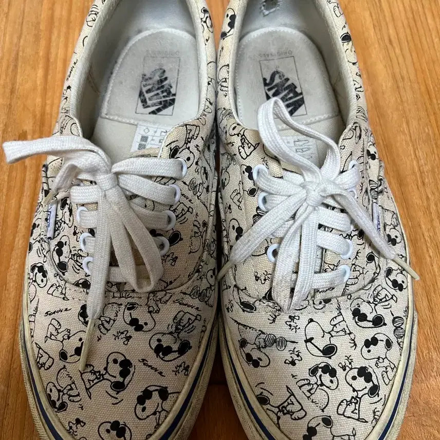[BUNJANG] Vans Snoopy Collaboration Sneakers / 반스 스누피 콜라보 운동화