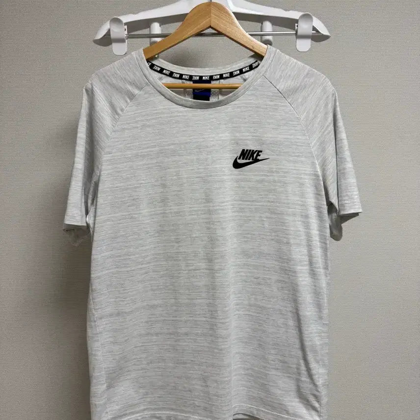[BUNJANG] Nike T-Shirt Size M / 나이키 반팔티셔츠 M사이즈
