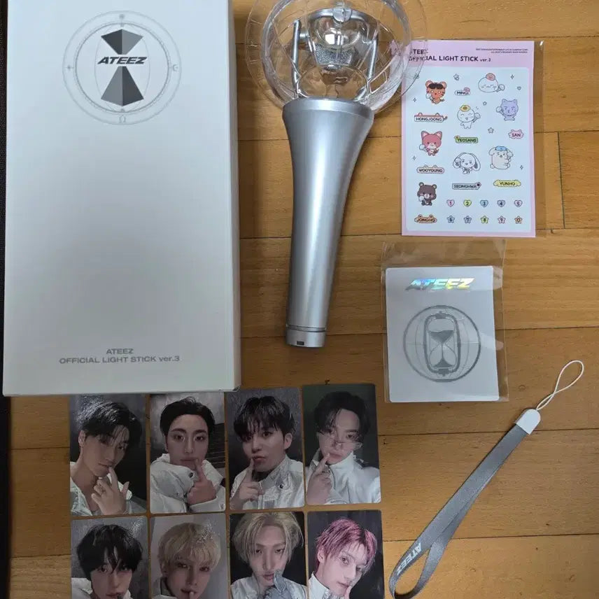 [BUNJANG] ATEEZ Official Lightstick Ver.3 / 에이티즈 응원봉 ver.3 판매합니다