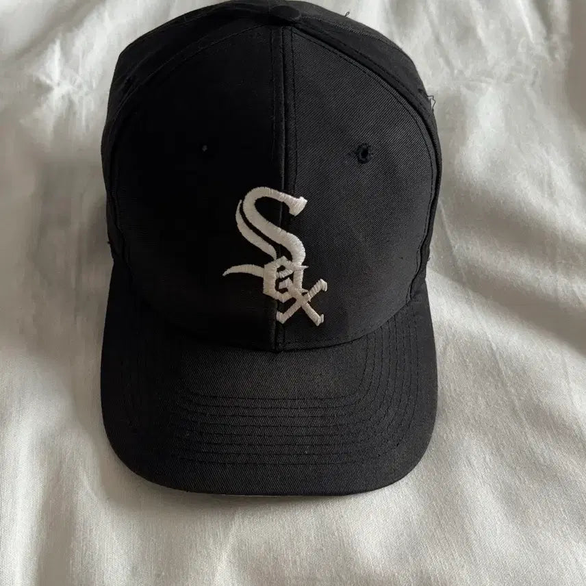 [BUNJANG] Vintage Logo 7 Chicago White Sox Snapback Hat / 90s logo 7 시카고 화이트삭스 스냅백