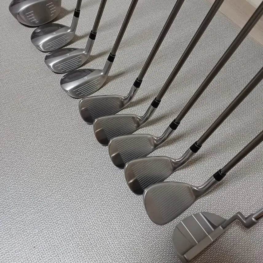 [BUNJANG] TaylorMade Mintera Women's L-Flex Golf Club Set with MP Mariposa Bag / 여성 골프채세트