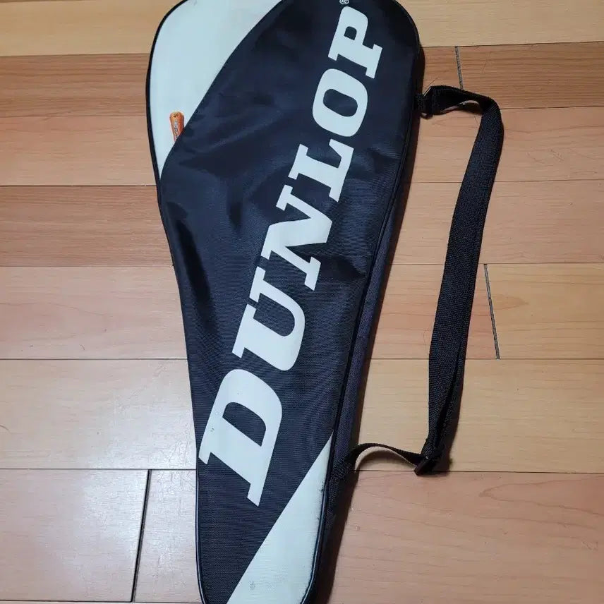 [BUNJANG] Dunlop 6 Hundred Aerogel 4D Tennis Racket / [새제품] 던롭 6 HUNDRED AEROGEL 4D 테니스 라켓