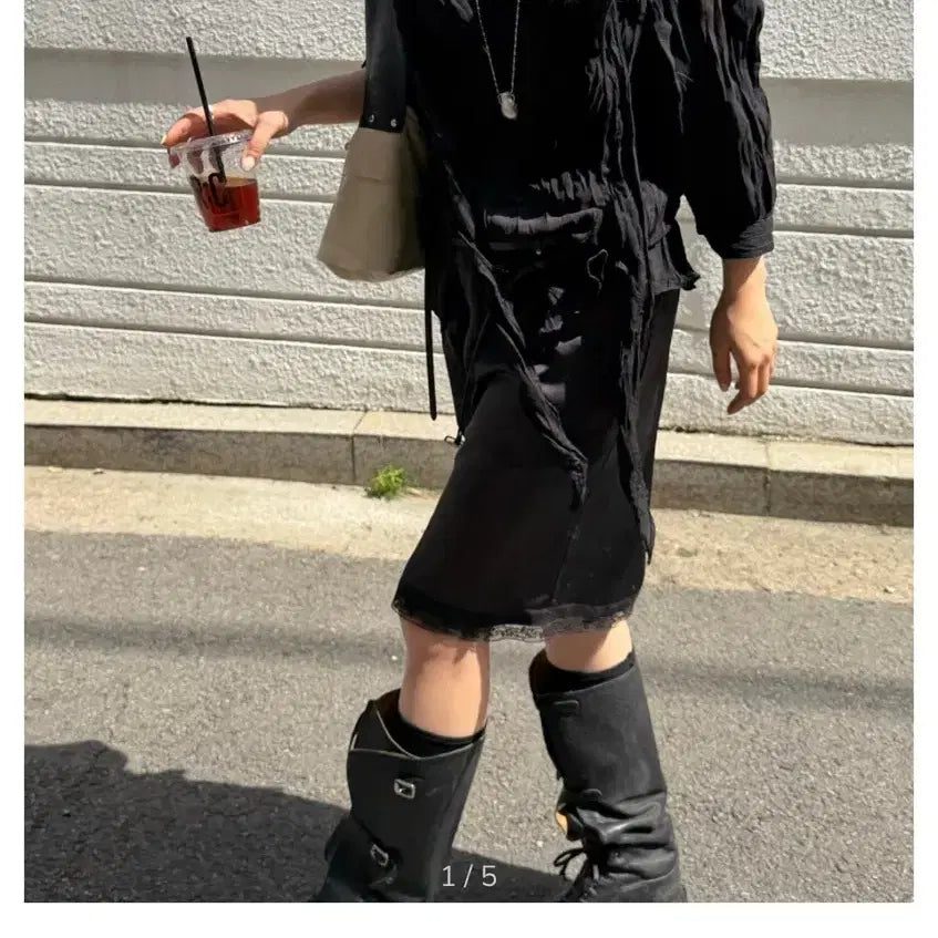[BUNJANG] Fient Rogue Tabby Blouse / 피엔트 로그 타이블라우스