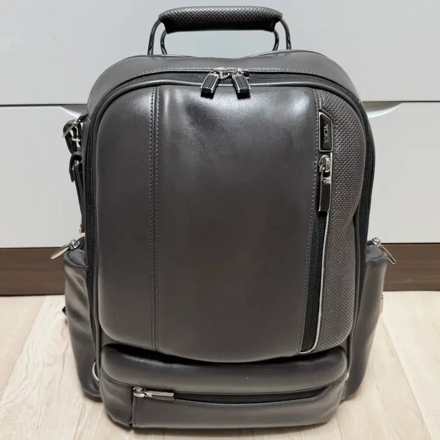 [BUNJANG] TUMI Arrivé Grantley Backpack Taupe / 투미 프리미엄 어리베 그랜틀리 백팩입니다