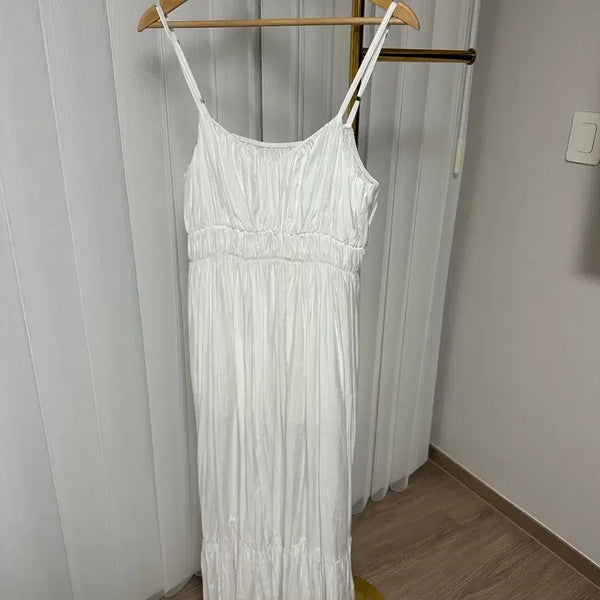 [BUNJANG] Jullog White Sleeveless Long Dress / 줄로그 화이트 민소매 롱 원피스