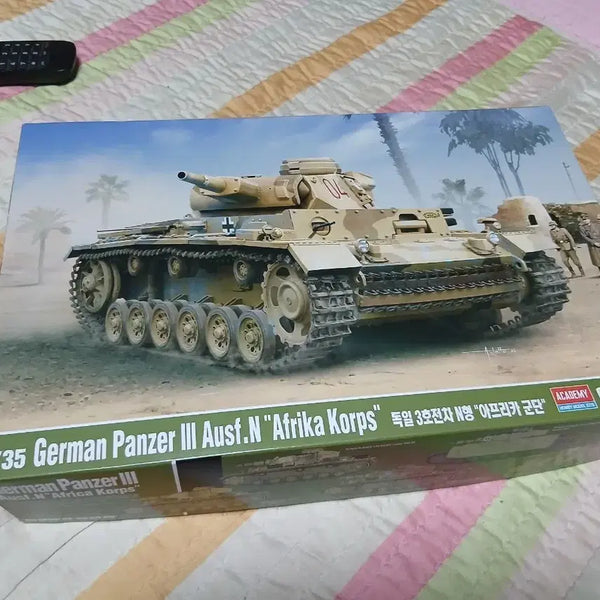 [BUNJANG] Academy 1/35 Scale German Panzer III N Type North Africa Corps Model Kit / 아카데미 1/35 독일 3호전차 N형 아프리카 군단