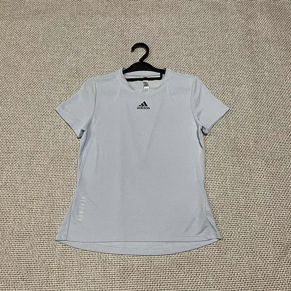 [BUNJANG] Adidas Women's Round Neck Functional Short Sleeve T-Shirt XS / XS 아디다스 여성 라운드 기능성 반팔티 N.4723