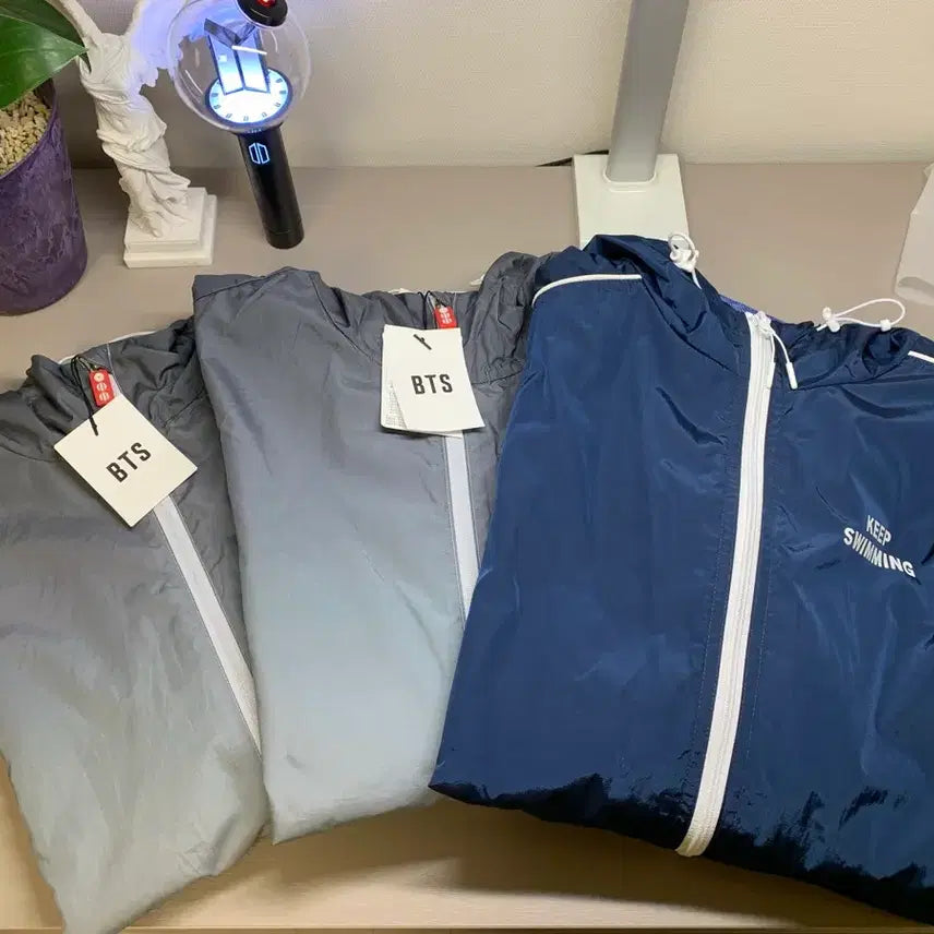 [BUNJANG] BTS Arirang Windbreaker Gray XL / BTS 아리랑 윈드자켓 그레이 XL