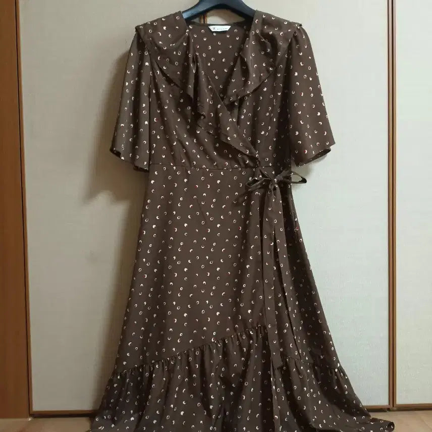 [BUNJANG] It MICHAA Wrap Dress / 잇미샤 랩 원피스