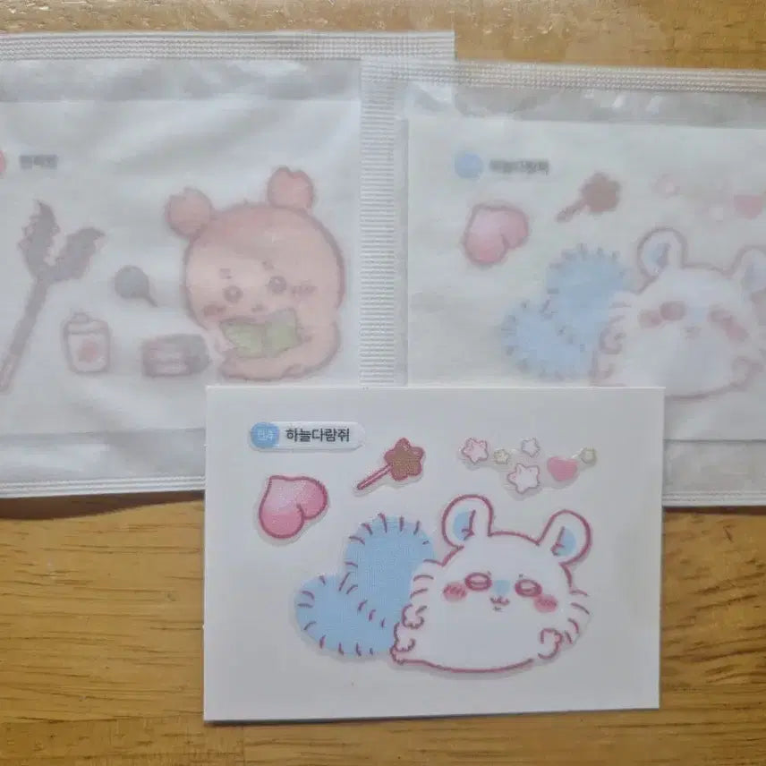 [BUNJANG] Chiikawa Olive Young Sticker Set - Momonga, Kani, Sky Squirrel (3 Types) / 치이카와 올리브영 띠부씰 모몽가 카니 헌책방 하늘다람쥐 세트