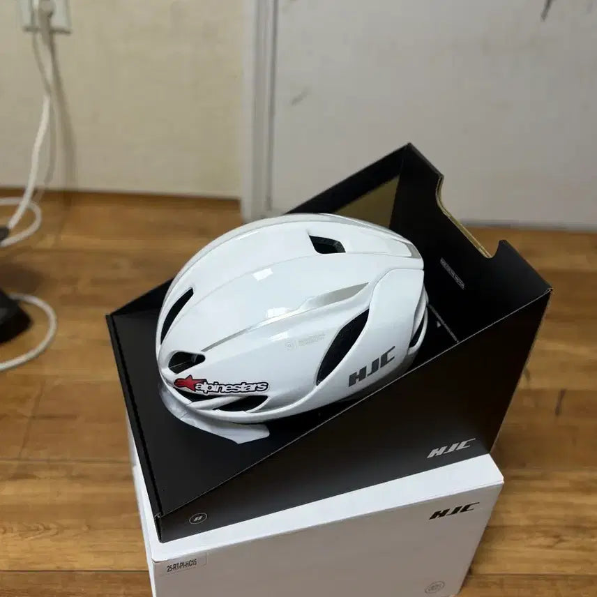 [BUNJANG] HJC Furion 3.0 Helmet (White Hologram) / hjc 홍진 퓨리온3.0 헬멧 판매합니다(픽시,로드)