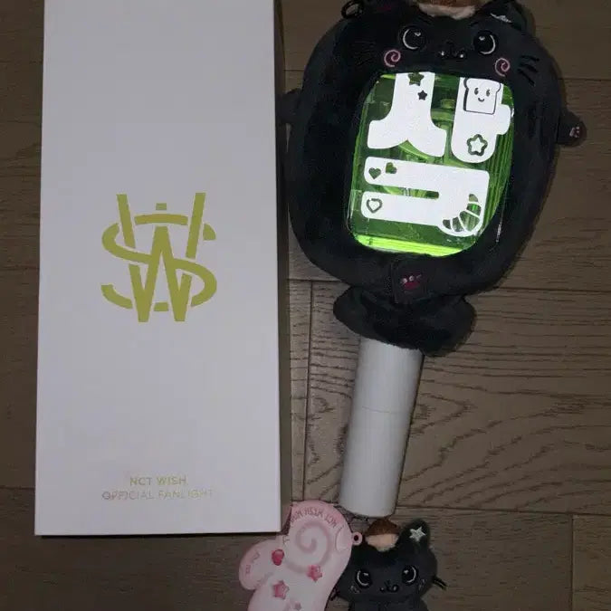 [BUNJANG] NCT WISH Cheer Stick Set Kuri Cape Keyring / 엔시티 위시 응원봉 세트 쿠리 케이프 키링