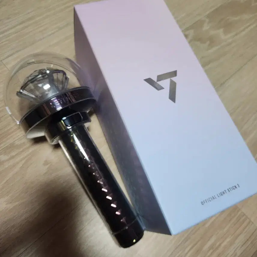 [BUNJANG] SEVENTEEN Carat Bong Lightstick / 뉴뉴럿봉 캐럿봉 양도