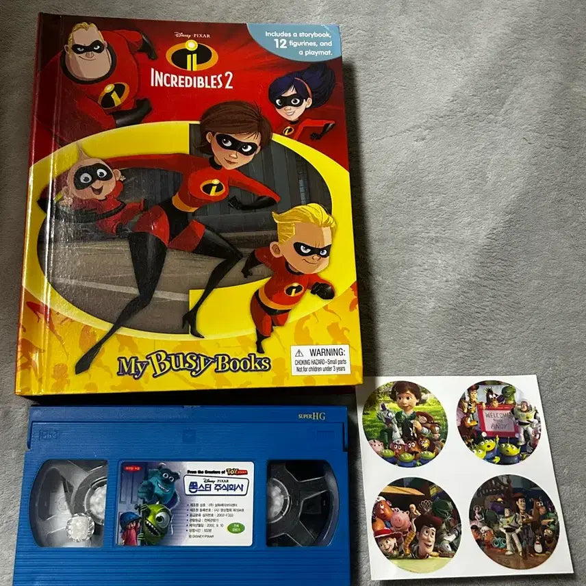 [BUNJANG] Incredibles 2 Storybook and Figure Set with Playmat / 인크레더블 스토리북 양도