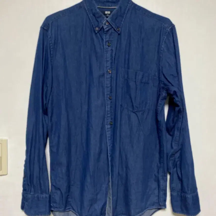 [BUNJANG] Uniqlo Denim Shirt Medium / [UNIQLO] 유니클로 데님 셔츠  M사이즈