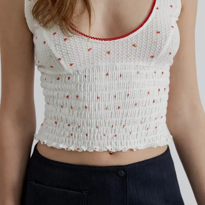 [BUNJANG] Overdue Flare Flower U-Neck Smocking Top - Red / 오버듀플레어 플라워 유넥 스모킹 탑 레드