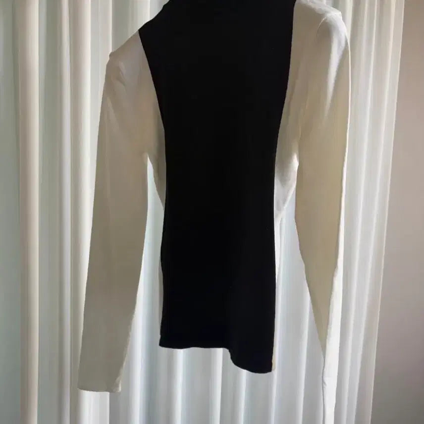 [BUNJANG] Blossom H Company D Color Block Knit / 블러썸에이치컴퍼니 디 컬러블럭 니트