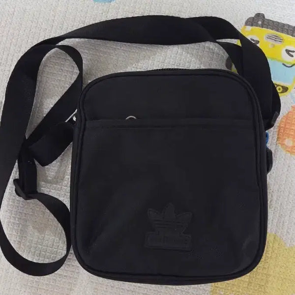 [BUNJANG] Adidas Square Bag Black / 아디다스 스퀘어백 검정색