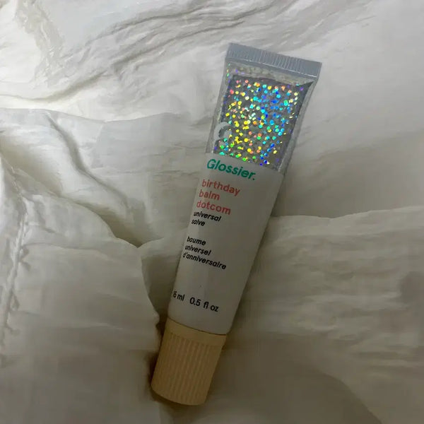 [BUNJANG] Glossier Birthday Balm Dotcom Lip Balm / Glossier 글로시에 벌스데이 밤 닷컴 립밤