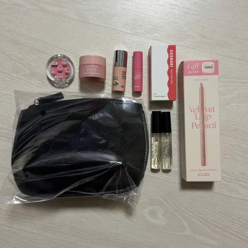 [BUNJANG] 9 Piece Set of Unused Makeup Items / 색조화장품 일괄 판매 (9종)