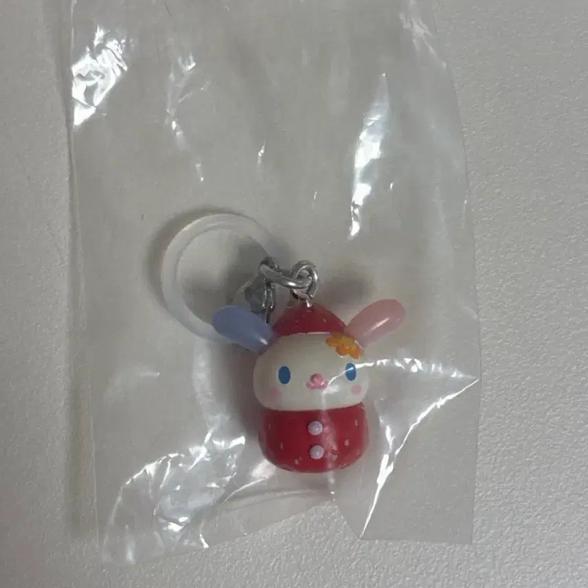 [BUNJANG] Sanrio Ichigo Strawberry Bookmark Charm Keychain (Kuromi, My Melody, Kitty) / 우사하나 산리오 이치고 딸기 메지루시 키링 쿠로미마멜키티 가챠 캡슐토이