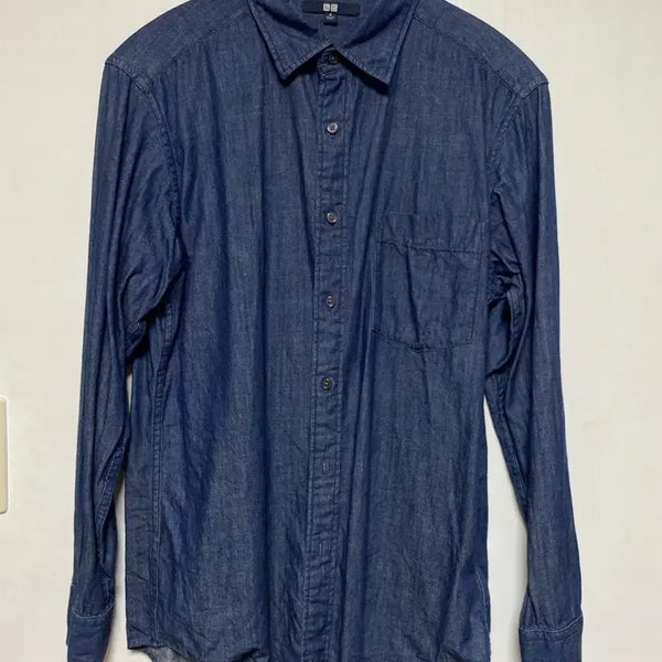 [BUNJANG] Uniqlo Denim Shirt - Size M / [UNIQLO] 유니클로 데님 셔츠 M사이즈