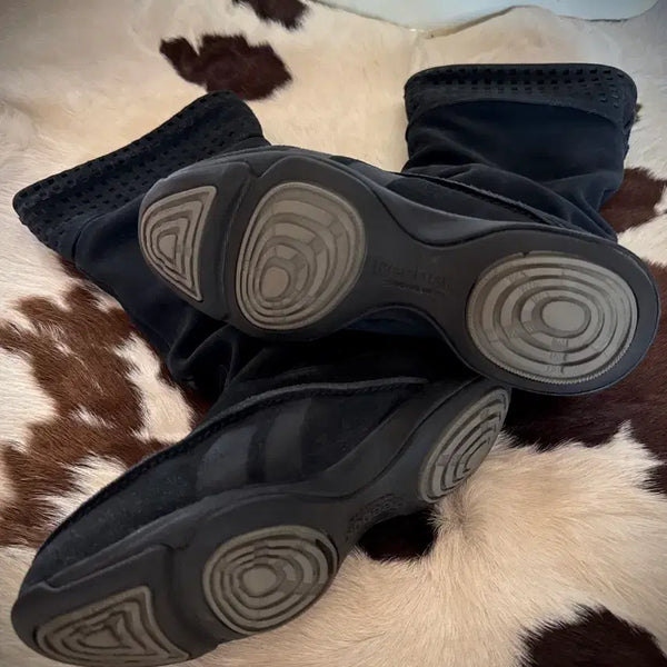 [BUNJANG] Reebok Easytone Black Suede Boots / Reebok Easytone suede boots