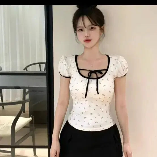 [BUNJANG] Polka Dot Print Puff Sleeve Square Neck T-Shirt / 에이블리 도트 프린트 반팔 퍼프 소매 스퀘어넥