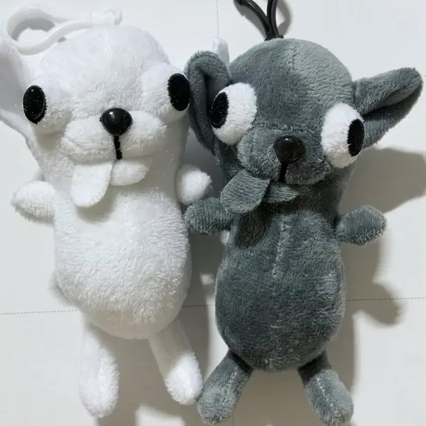 [BUNJANG] Dizzy Chihuahua Tongue Out Plush Keychain / 헤롱헤롱 치와와 혀 나온 인형 키링