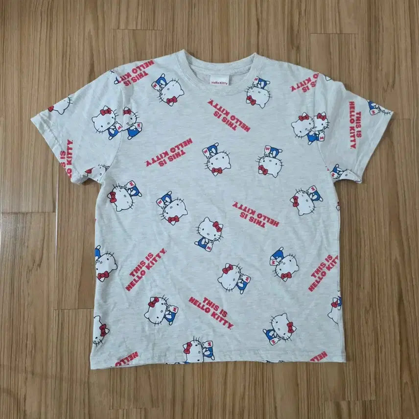 [BUNJANG] Hello Kitty Short Sleeve T-Shirt / 헬로키티 반팔티