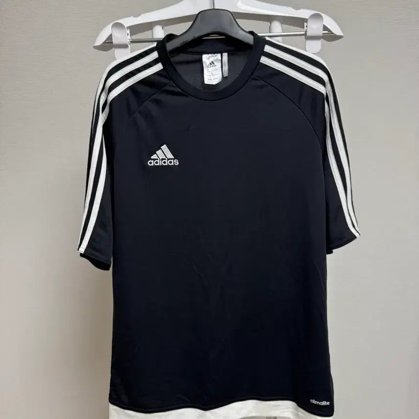 [BUNJANG] Adidas Short Sleeve T-Shirt Size L / 아디다스 반팔티 L사이즈