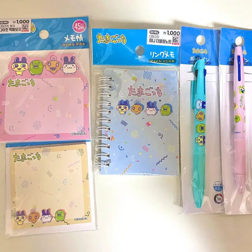 [BUNJANG] Tamagotchi x Daiso Collaboration Memo Pad, Notebook & Ballpoint Pen Bundle Set / 다마고치 X 다이소 콜라보 메모지 메모패드 수첩 볼펜 일괄