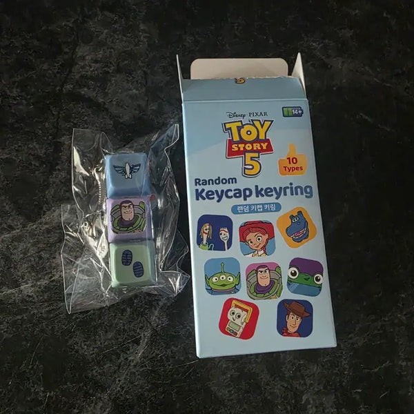[BUNJANG] Disney Pixar Toy Story 5 Buzz Lightyear Random Keyring Charm / 새상품,수정)토이스토리5 랜덤 키캡 키링 버즈확정 판매합니다