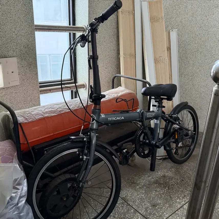 [BUNJANG] Tikitaka Folding Bike Dark Grey / 티티카카 접이식 자전거 다크그레이