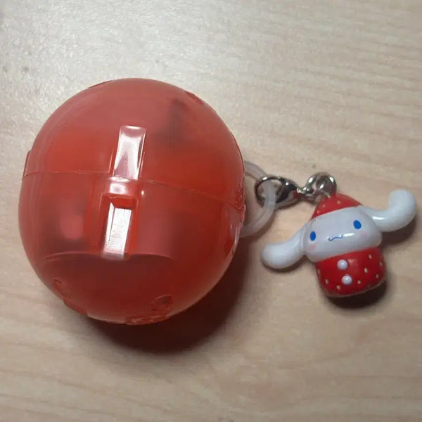[BUNJANG] Sanrio Cinnamoroll Strawberry Charm Keychain / 산리오 시나모롤 딸기 키링 메지루시