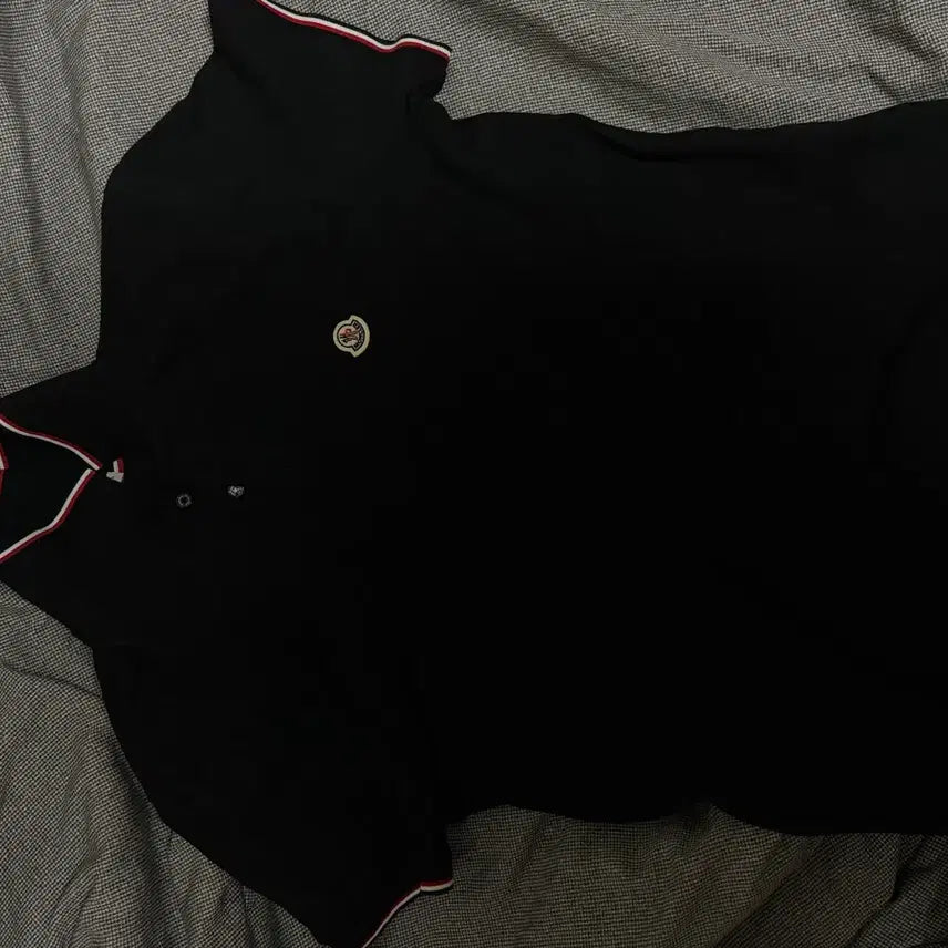 [BUNJANG] Moncler Logo Short Sleeve Polo Shirt Black / 몽클레어 로고 반팔 카라티 블랙