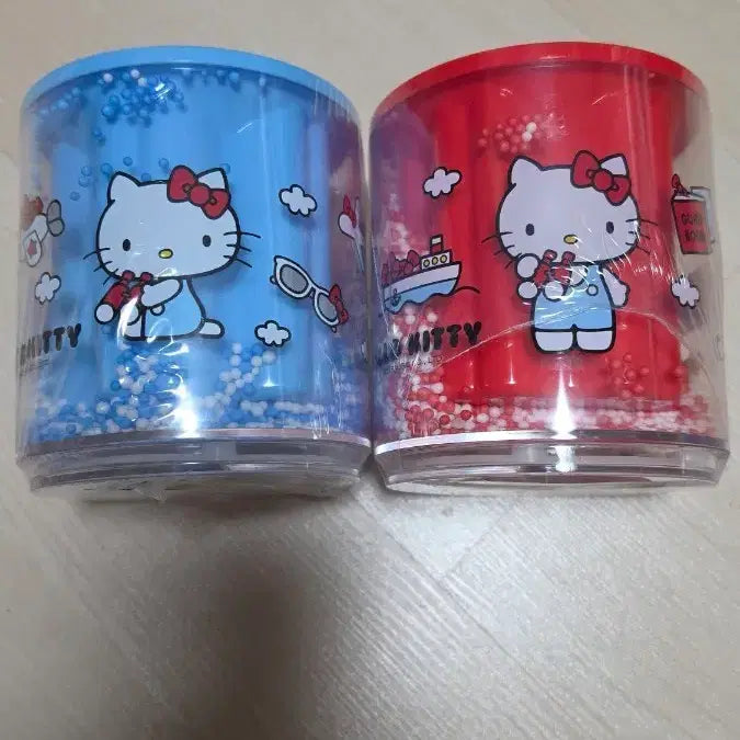 [BUNJANG] Hello Kitty Rotating Brush Holder & Pencil Organizer - Blue/Red / 헬로키티 브러쉬통 연필꽂이 회전통 블루/레드 (개당단가)